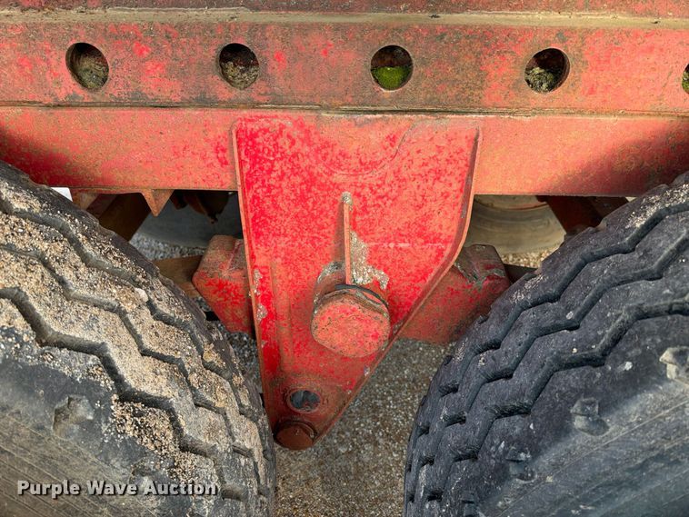 image for item EX2292 1968 Fruehauf flatbed trailer