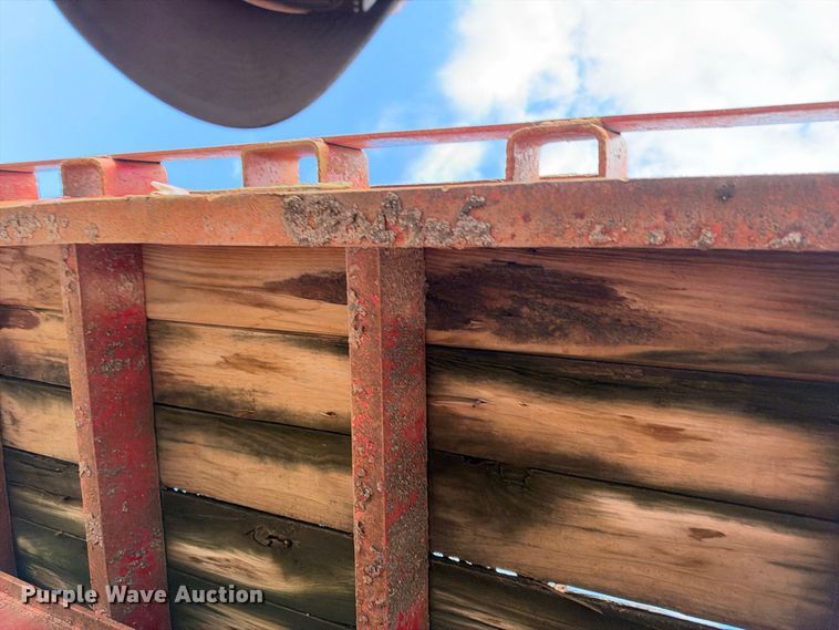 image for item EX2292 1968 Fruehauf flatbed trailer