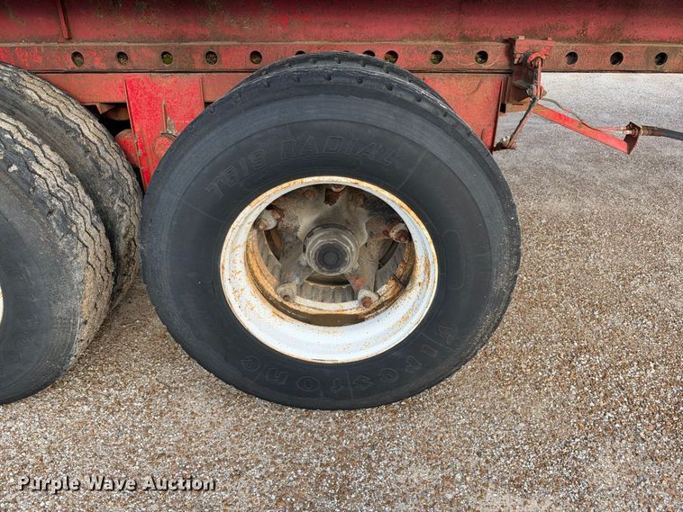 image for item EX2292 1968 Fruehauf flatbed trailer