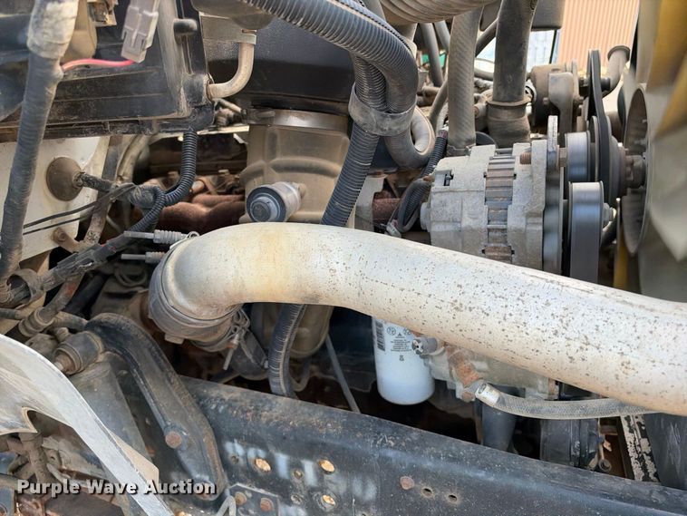 image for item EX2296 1999 Ford F800 flatbed truck