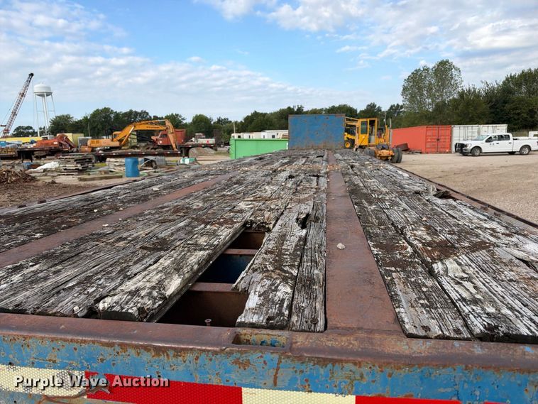 image for item EX2297 1973 Fontaine Flat bed flatbed trailer