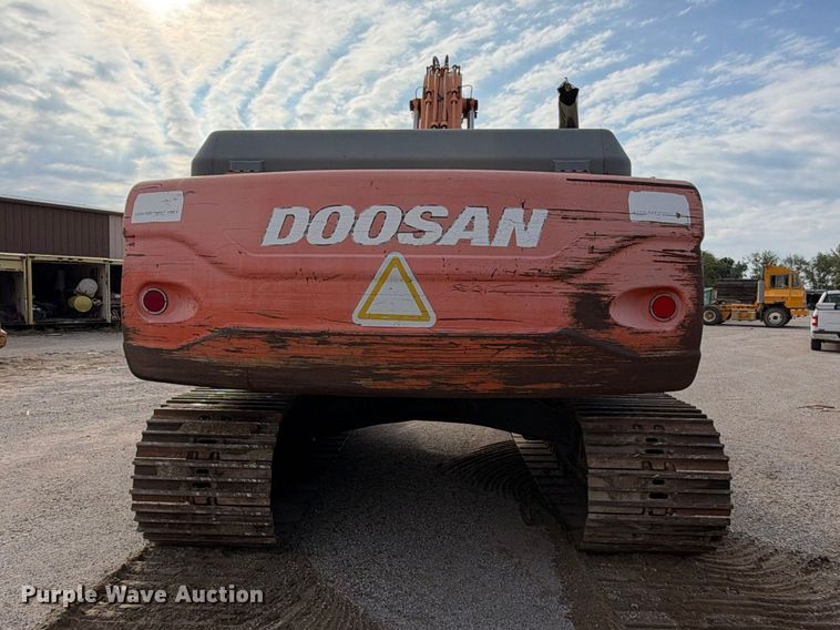 image for item EX2298 2007 Doosan DX300LC excavator
