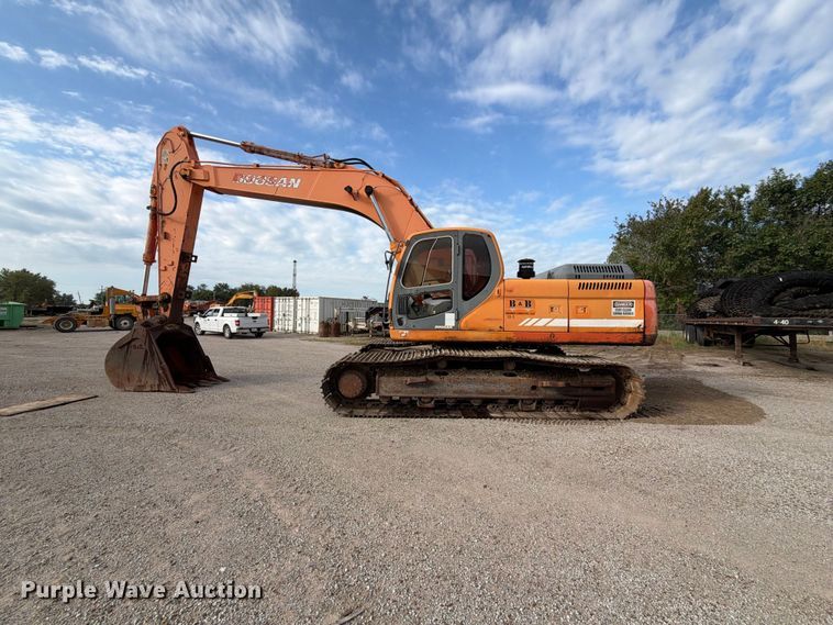 image for item EX2298 2007 Doosan DX300LC excavator