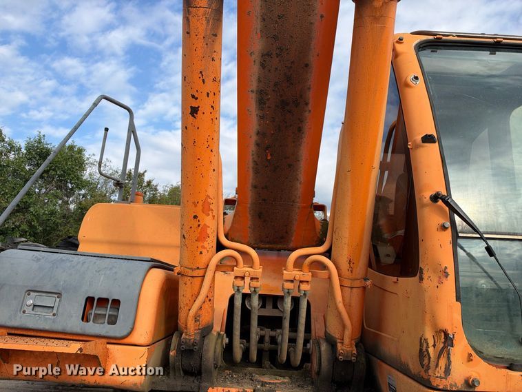 image for item EX2298 2007 Doosan DX300LC excavator