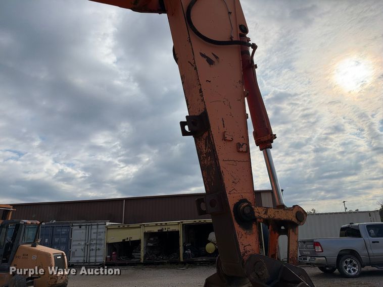 image for item EX2298 2007 Doosan DX300LC excavator