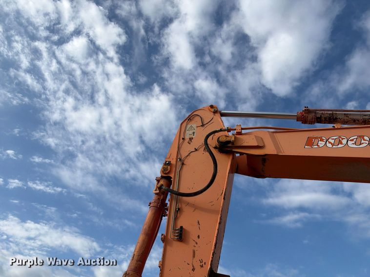 image for item EX2298 2007 Doosan DX300LC excavator