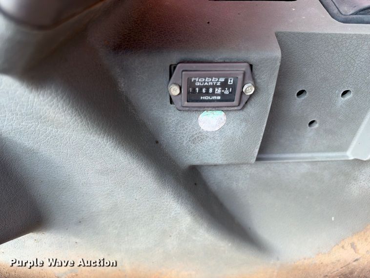 image for item EX2298 2007 Doosan DX300LC excavator