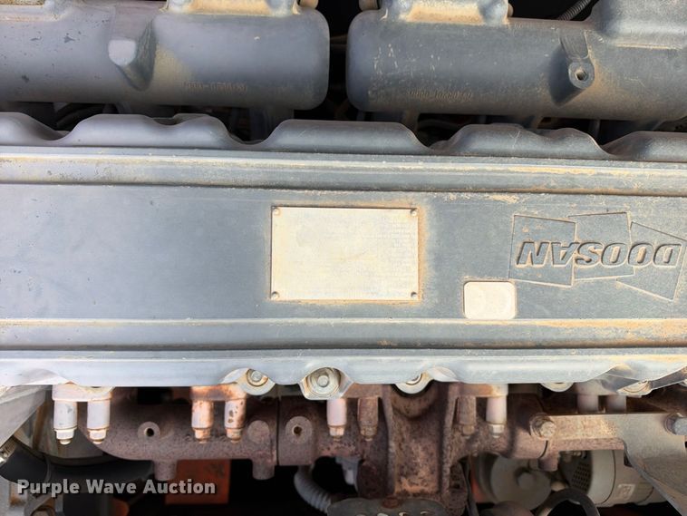 image for item EX2298 2007 Doosan DX300LC excavator