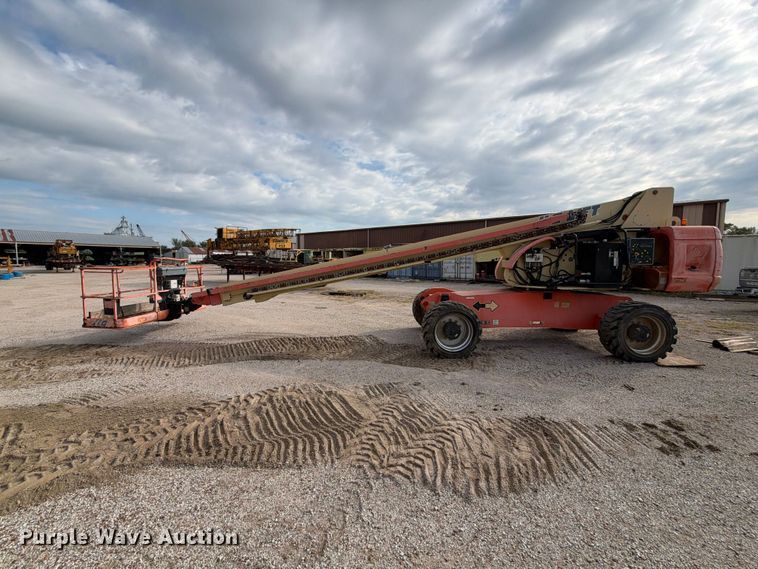 image for item EX2299 2007 JLG 800S boom lift