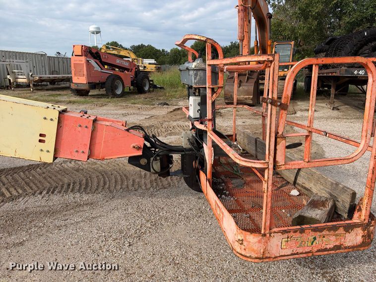 image for item EX2299 2007 JLG 800S boom lift