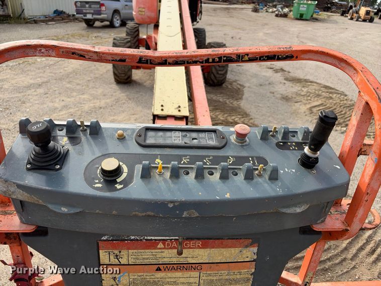 image for item EX2299 2007 JLG 800S boom lift
