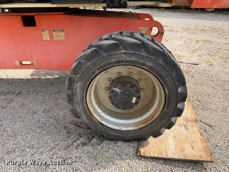 image for item EX2299 2007 JLG 800S boom lift