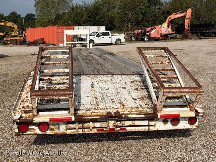 image for item EX2301 1999 Blair equipment trailer