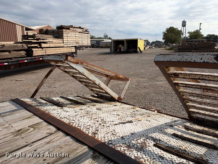 image for item EX2301 1999 Blair equipment trailer
