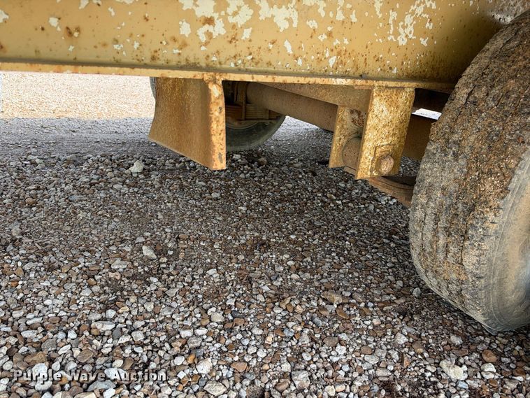 image for item EX2301 1999 Blair equipment trailer