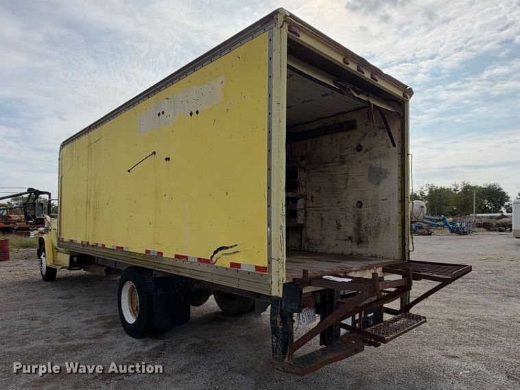 image for item EX2302 1986 GMC 7000 box truck