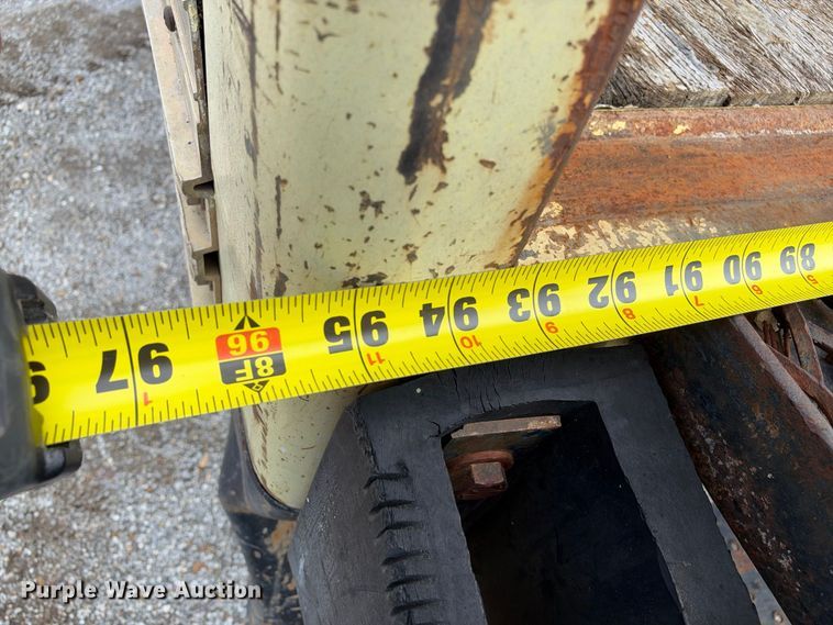 image for item EX2302 1986 GMC 7000 box truck