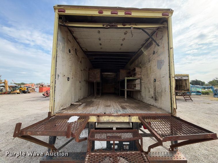 image for item EX2302 1986 GMC 7000 box truck