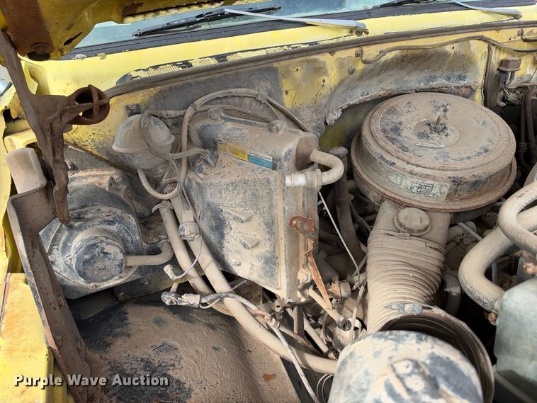 image for item EX2302 1986 GMC 7000 box truck