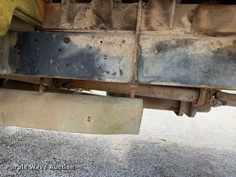 image for item EX2302 1986 GMC 7000 box truck