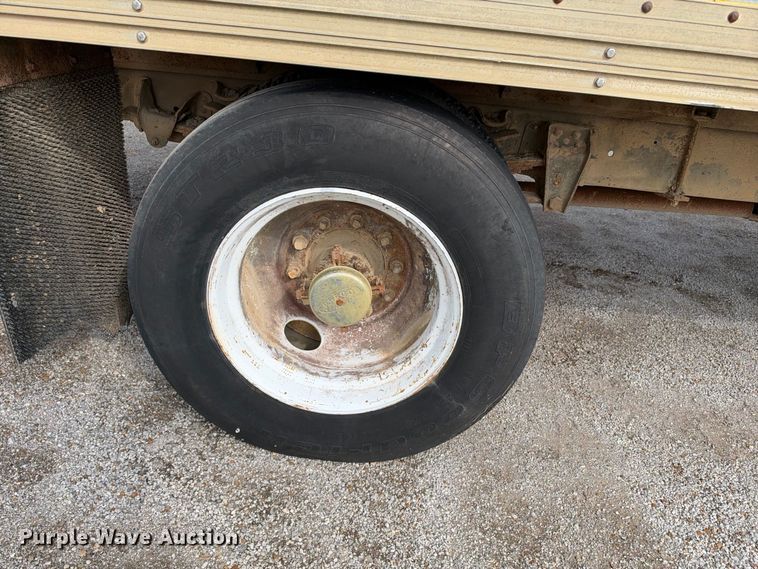 image for item EX2302 1986 GMC 7000 box truck