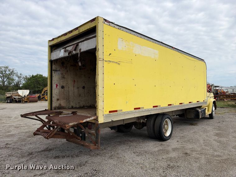 image for item EX2303 1986 GMC 7000 box truck