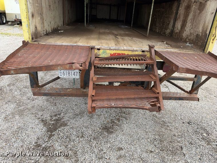 image for item EX2303 1986 GMC 7000 box truck