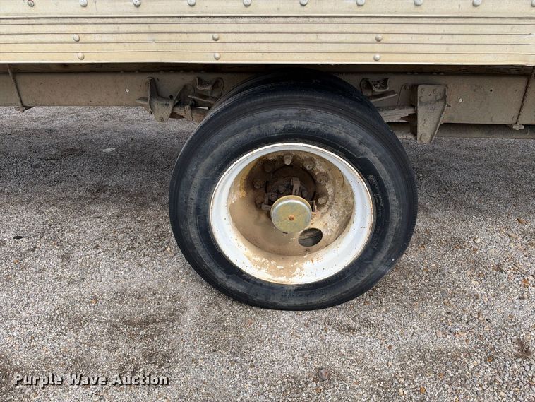 image for item EX2303 1986 GMC 7000 box truck