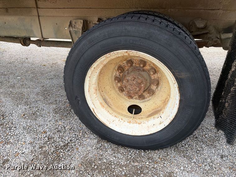 image for item EX2303 1986 GMC 7000 box truck