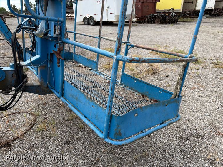image for item EX2304 2006 Genie S60 boom lift