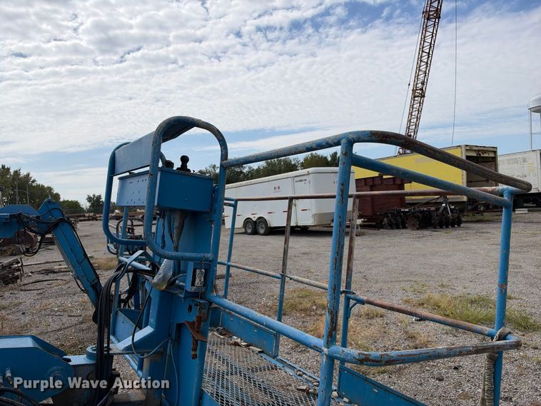 image for item EX2304 2006 Genie S60 boom lift