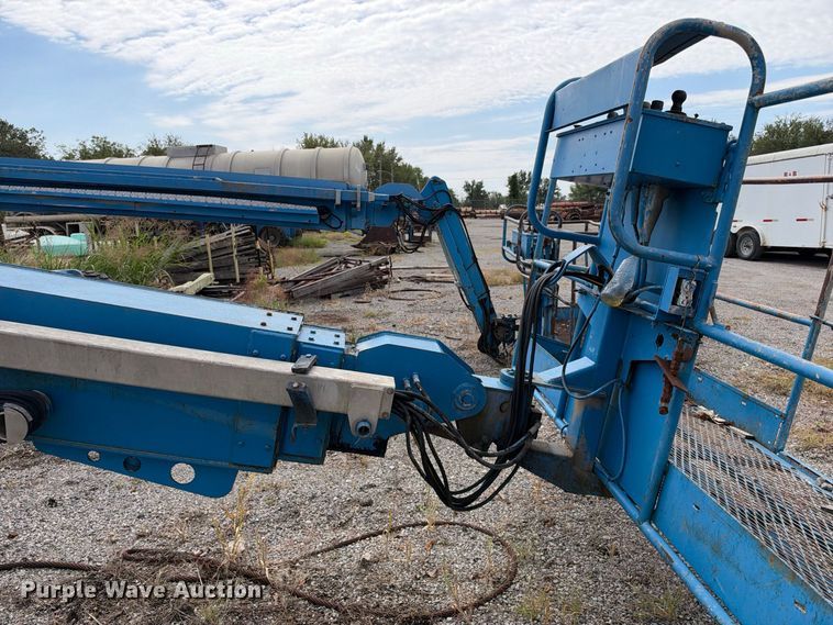 image for item EX2304 2006 Genie S60 boom lift