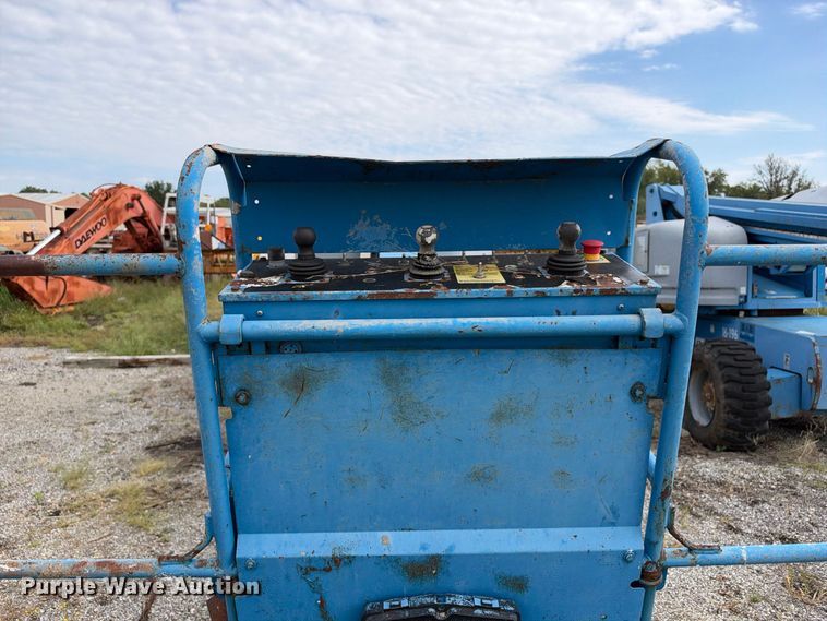 image for item EX2304 2006 Genie S60 boom lift
