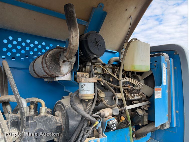 image for item EX2304 2006 Genie S60 boom lift
