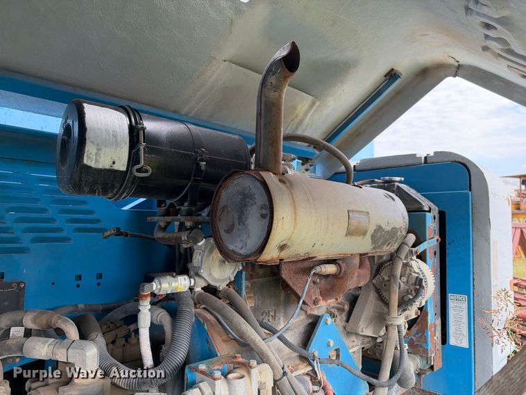 image for item EX2305 2000 Genie S-65 boom lift