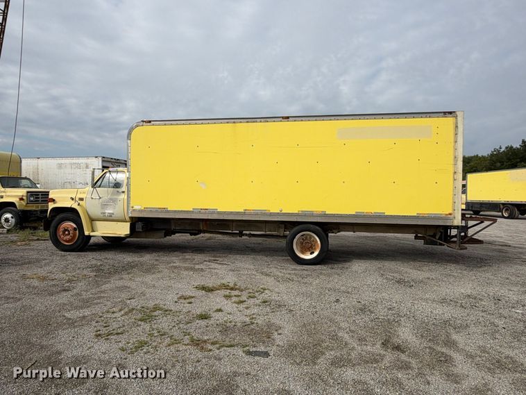image for item EX2306 GMC 7000 box truck