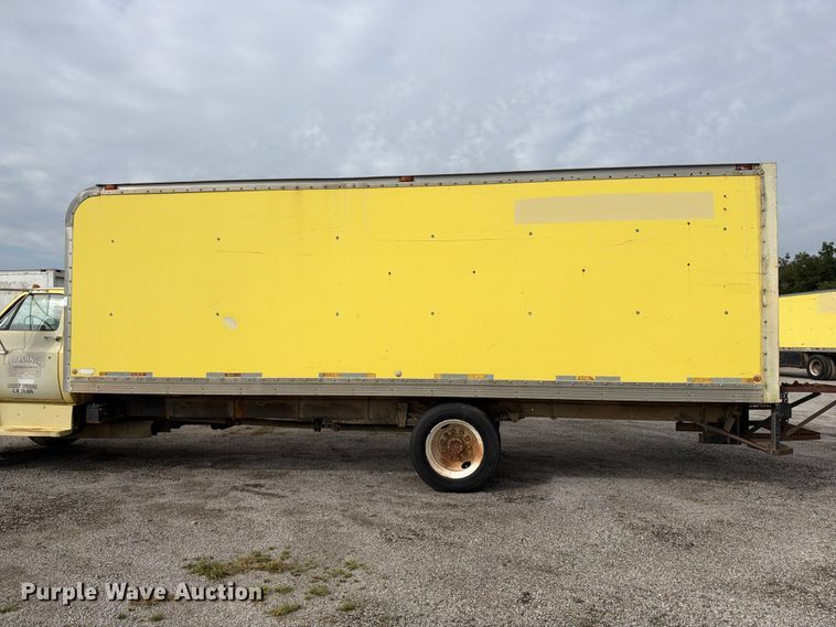 image for item EX2306 GMC 7000 box truck