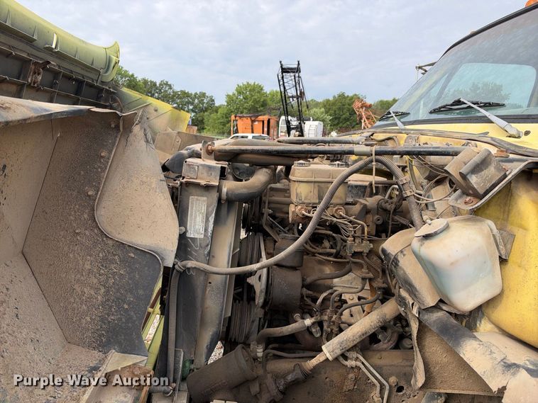 image for item EX2306 GMC 7000 box truck