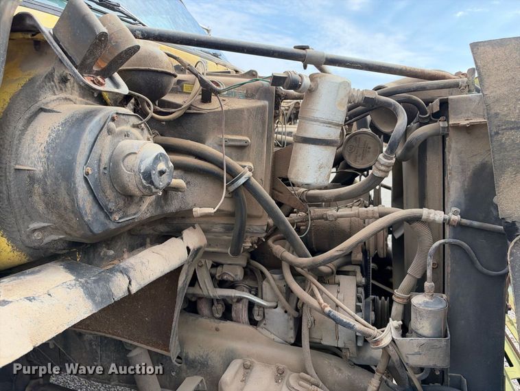 image for item EX2306 GMC 7000 box truck