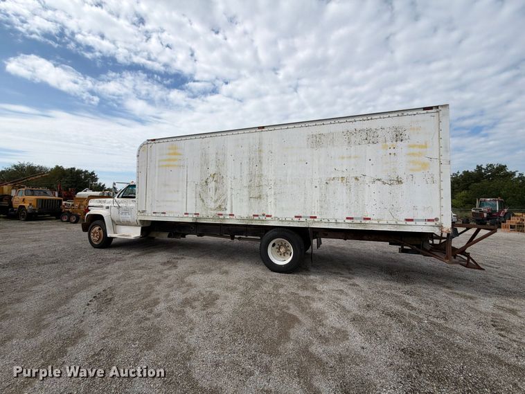 image for item EX2308 1986 GMC 7000 box truck