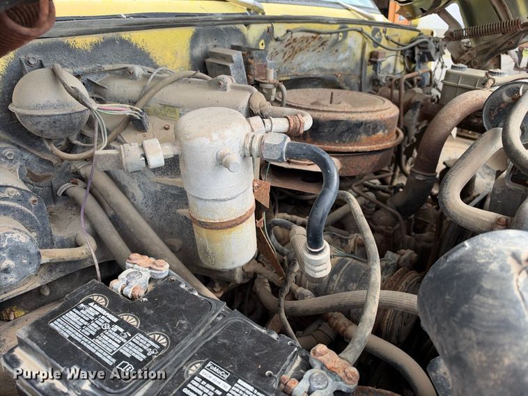 image for item EX2308 1986 GMC 7000 box truck