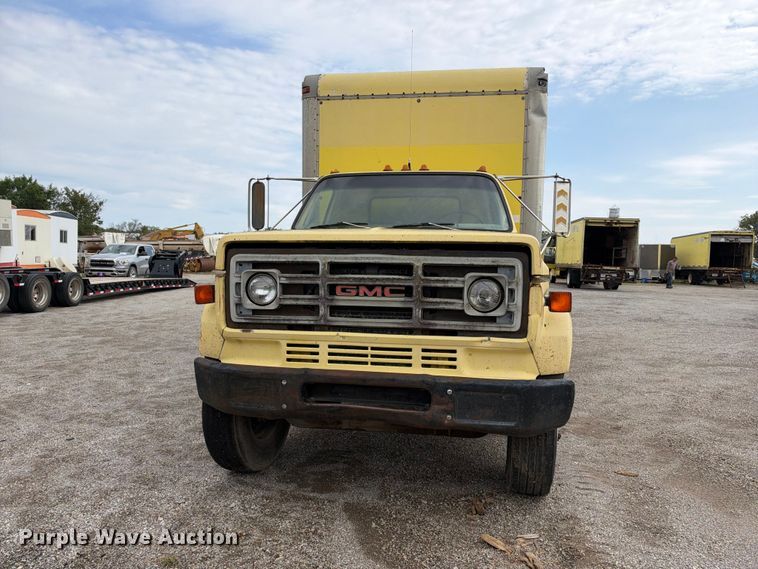image for item EX2309 1986 GMC 7000 box truck