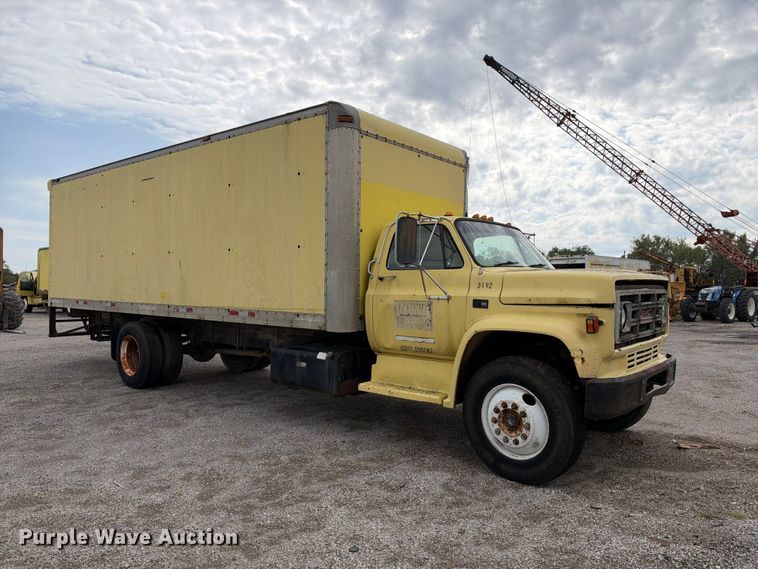 image for item EX2309 1986 GMC 7000 box truck