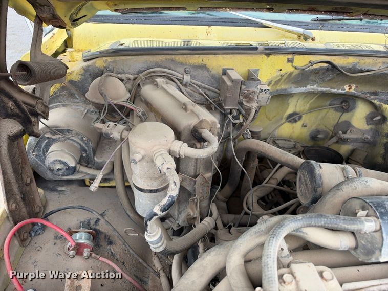 image for item EX2309 1986 GMC 7000 box truck