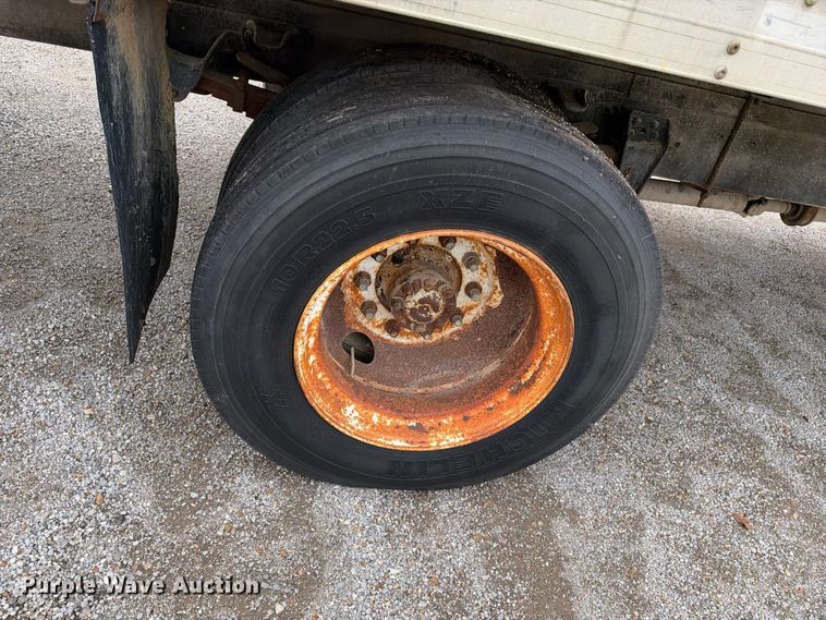 image for item EX2309 1986 GMC 7000 box truck