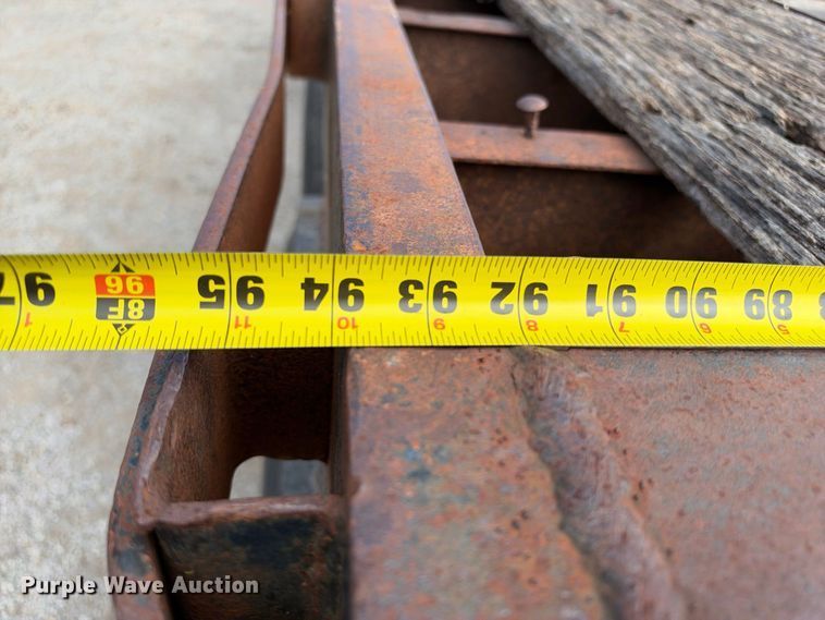 image for item EX2310 1981 Hobbs  flatbed trailer