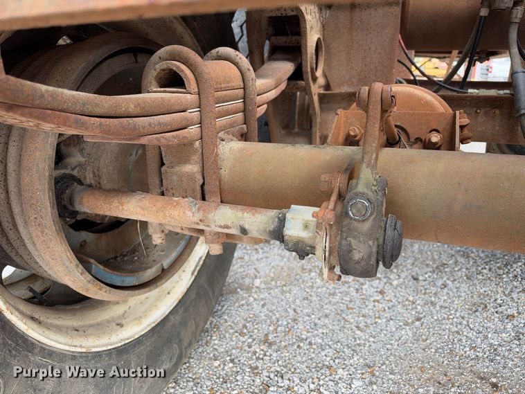 image for item EX2310 1981 Hobbs  flatbed trailer