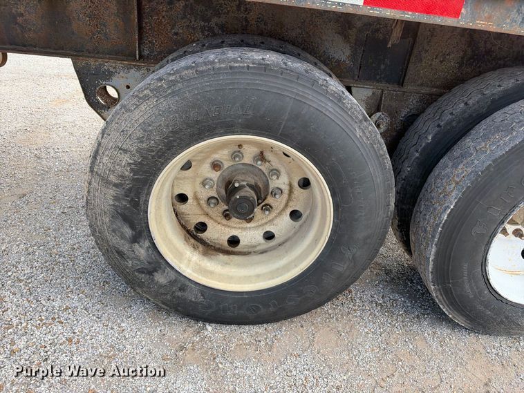 image for item EX2310 1981 Hobbs  flatbed trailer