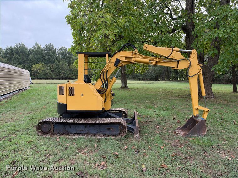 image for item EX2323 Komatsu PC38UU-1 mini excavator