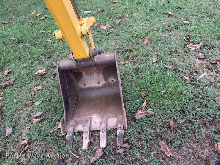 image for item EX2323 Komatsu PC38UU-1 mini excavator